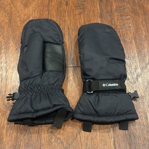 Youth Small - Columbia Black Insulated Mittens - Picture 5 of 9